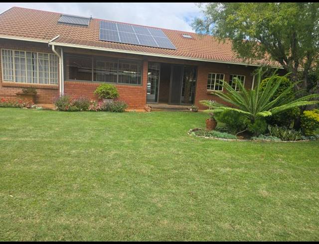 3 BEDROOM HOUSE FOR SALE IN MONTANA PARK